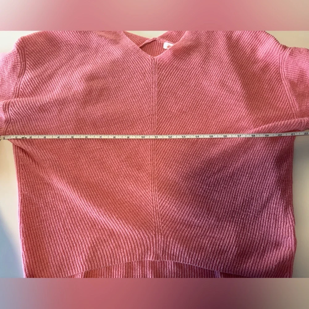 Joe Fresh Ribbed V-Neck Sweater – Size Large - Picture 7 of 8